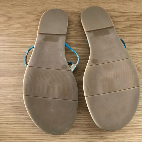 BCBG Paris Size 11 Blue Thong with Bows - NWOT - Picture 6 of 6